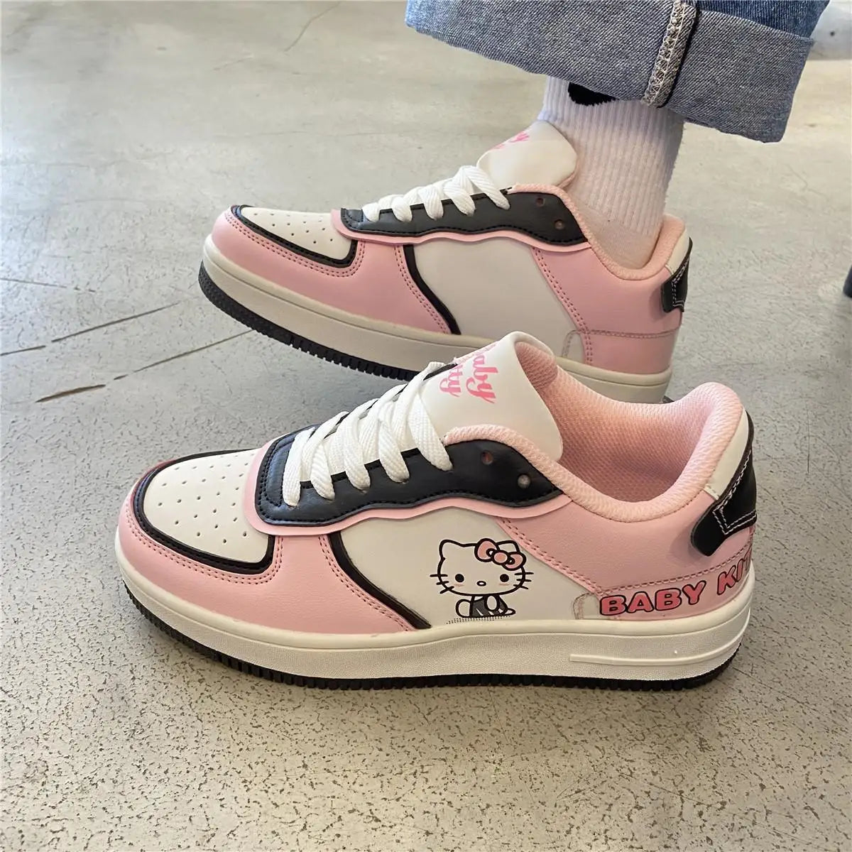Hello Kitty Women's Shoes
